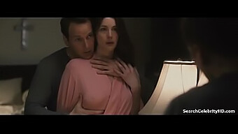 Liv Tyler'S Grote Tieten Verschijning In The Ledge 2012